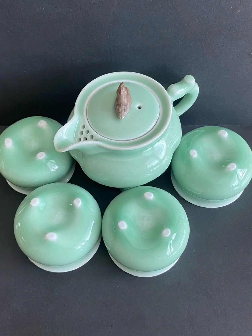 Vtg Chinese Gongfu Celadon Tea Pot 4 Cups Set Jade Green Glaze Horse On The Lid